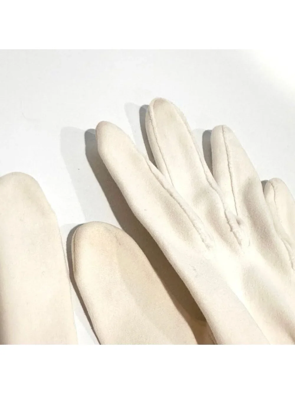 Vintage Off White Cream Floral Eyelet Formal Kid Gloves